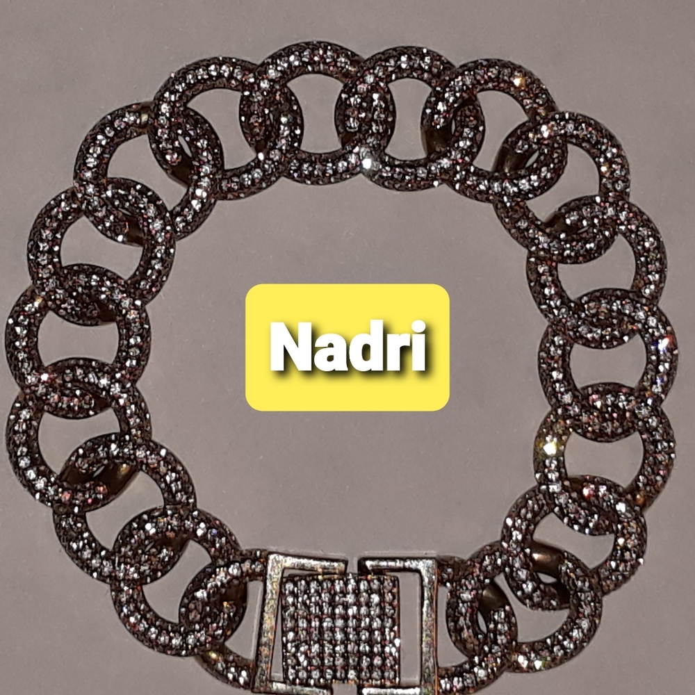Nadri Bracelet Pave Crystals Authentic 7.5 long. Trendy Links HTF! - Picture 6 of 16